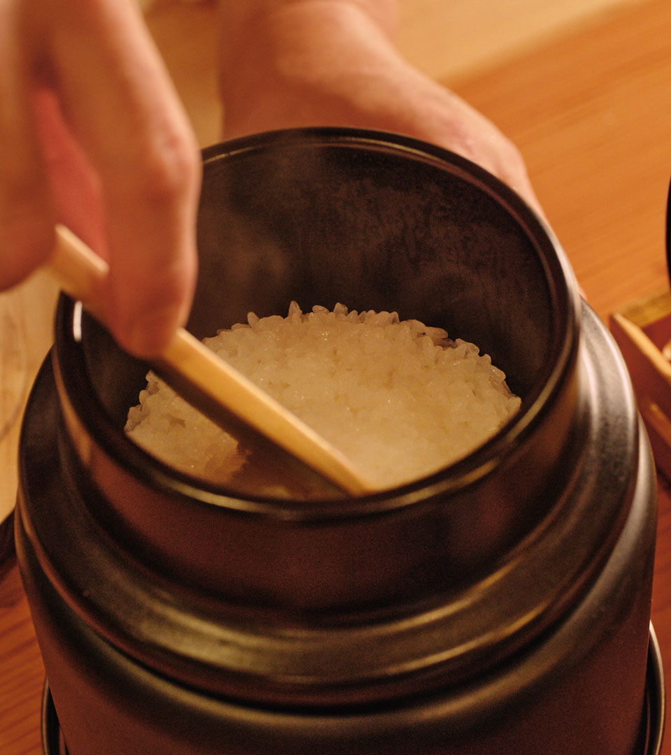 厳選米の釜炊きごはん